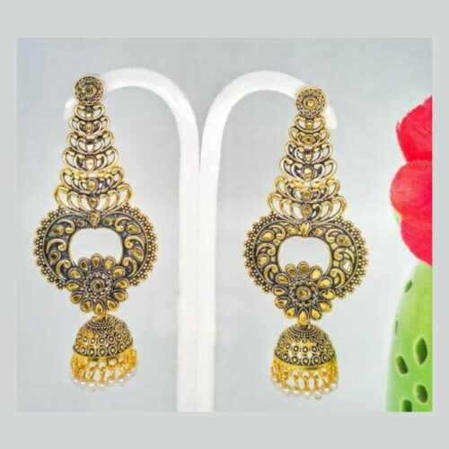 Luxurious Looks Gold Plated Jhumka Earrings (1 Pair)