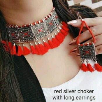 Twinkling Fusion Red Silver Choker with Silver Earrings