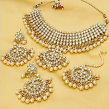 Sukkhi Fashionable Kundan & Pearls Choker Set