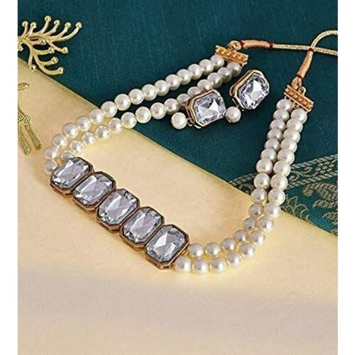 Twinkling Pearls And Stones Choker Set