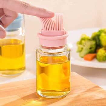 Oil Dispenser-Oil Bottle with Silicone Oil Brush Salad Dressing Dispenser Bottle 150 ML