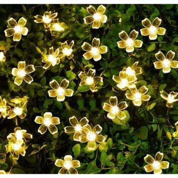 Decorative LED Silicon 16 Blossom Flower Warm Decorative String Light
