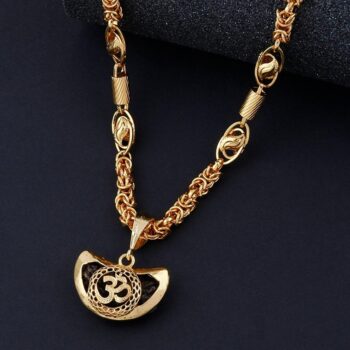 Elegant Men Gold Plated Pendant With Chain