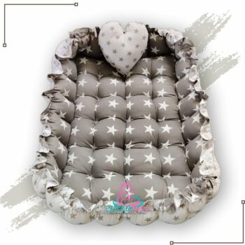 Rectangle Baby Tub Bed With A Heart Pillow (Grey And White)
