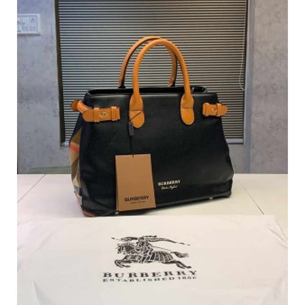 Buy Premium Burberry Handbag for Women (LW133)