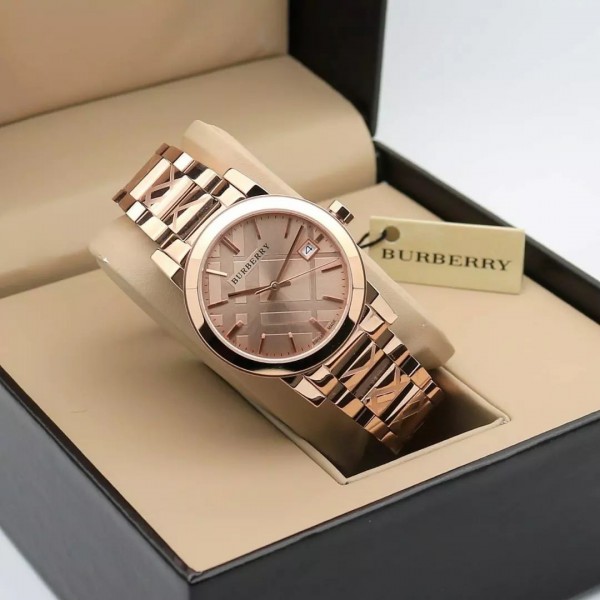 BURBERRY Silver Dial Two-Tone Stainless Steel Unisex Analog Watch - For Men  & Women - Buy BURBERRY Silver Dial Two-Tone Stainless Steel Unisex Analog  Watch - For Men & Women BU9006 Online