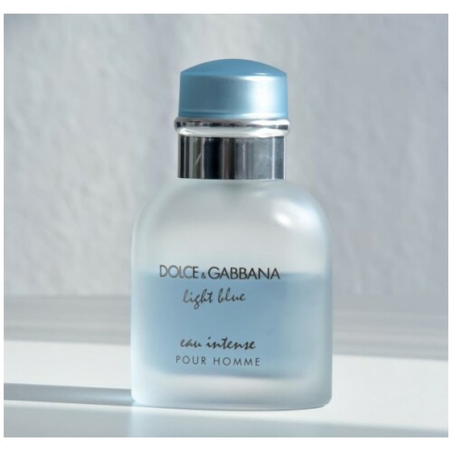 Dolce and Gabbana Light Blue Intense 3