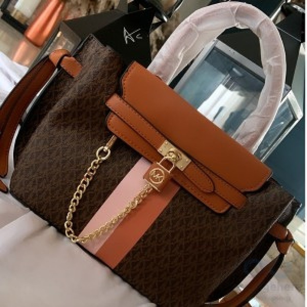Patricia Legacy Bag* | Bags, Dark brown leather, Messenger bag