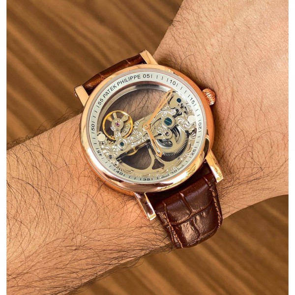 8 Reasons Why A Patek Philippe Watch Is So Expensive - The Watch Company