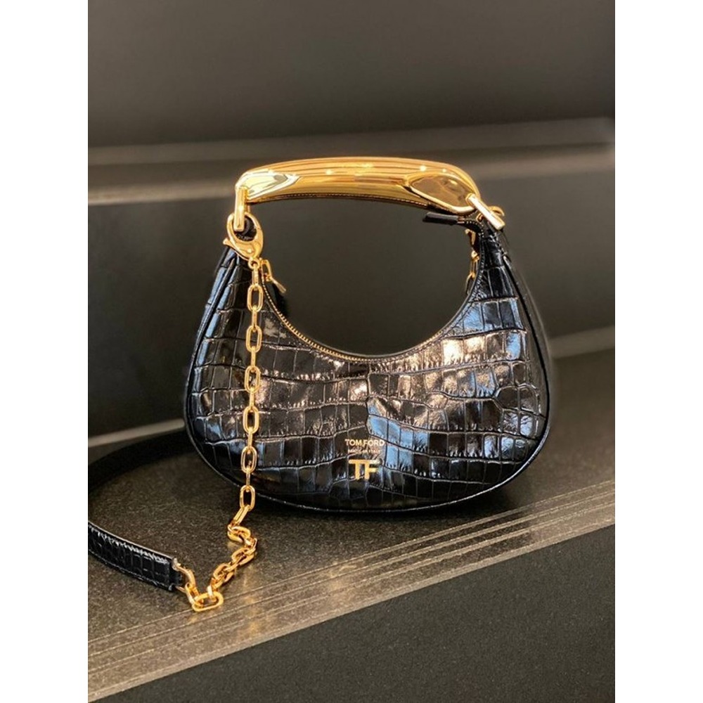 Rouje Bobo is my current everyday handbag. Doesn't fit too much though, I'm  lusting after the YSL small hobo bag but it's sadly completely out of my  price range ^^ : r/handbags