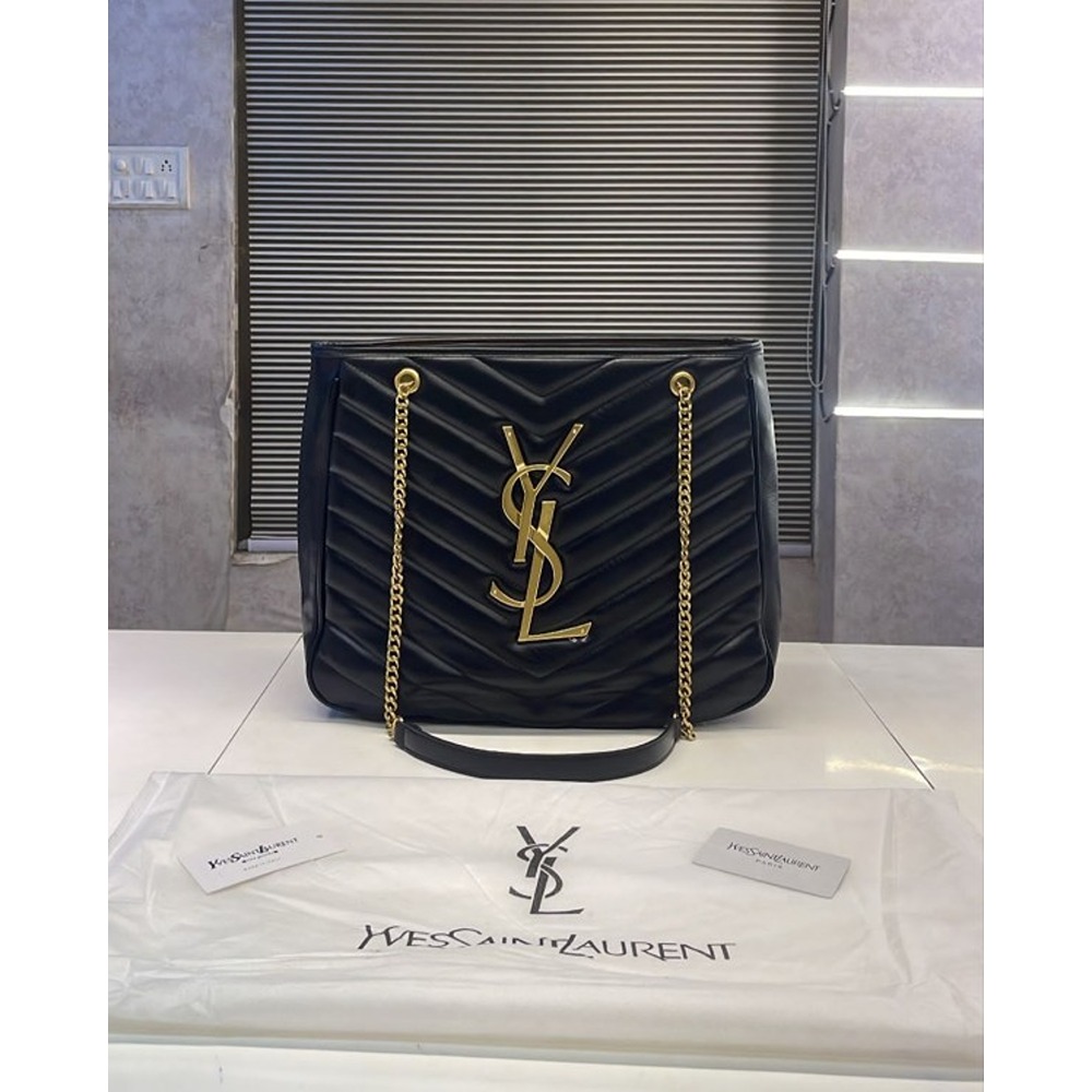 Yves Saint Laurent Handbags Black Cloth ref.742082 - Joli Closet