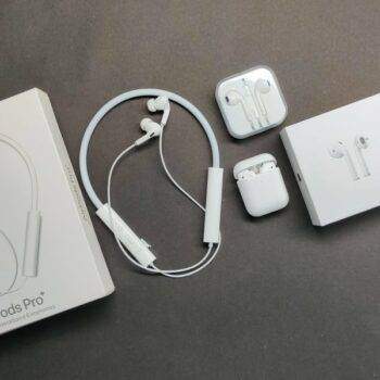 Apple 3 in 1 Combo White Airpods 1