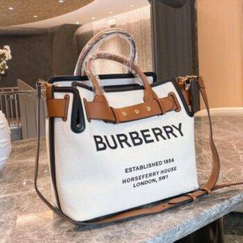 Burberry Pre-owned Leather Shoulder Bag