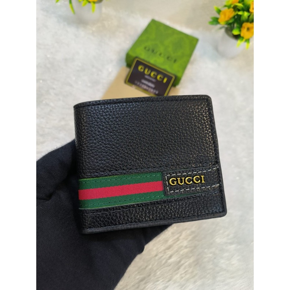 Gucci Wallet V220 1