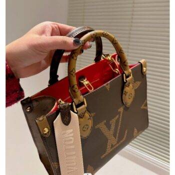 Louis Vuitton Bag Premium Onthego With Coin Pouch and Double Box 1
