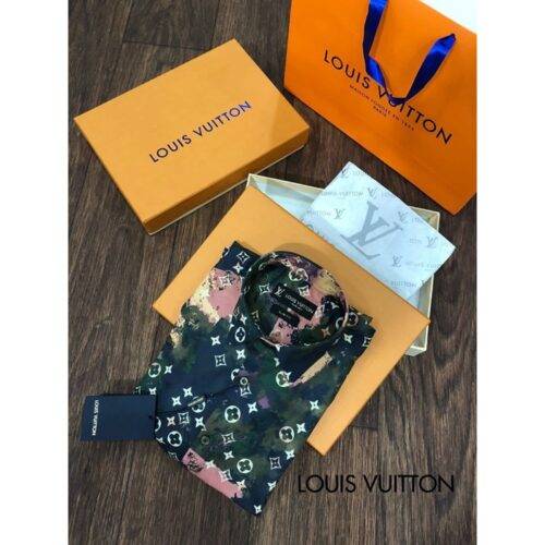 Louis Vuitton Monogram Tiles Boxy Shirt Blue. Size 42