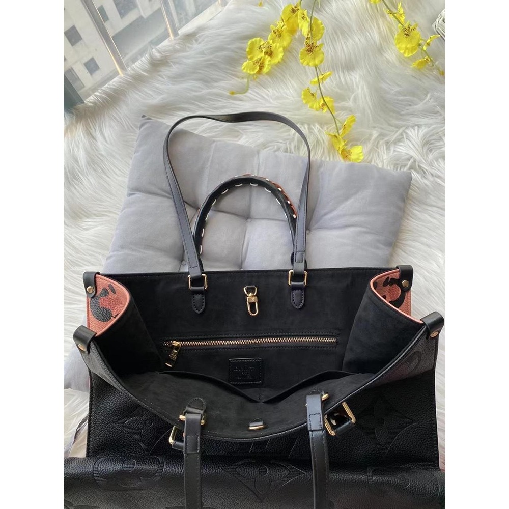 Buy online Gucci Cross-body Bag With Brand Packaging In Pakistan| Rs 6000 |  Best Price | find the best quality of Hand Bags, Ladies Bags, Side Bags,  Clutches, Leather Bags, Purse, Fashion