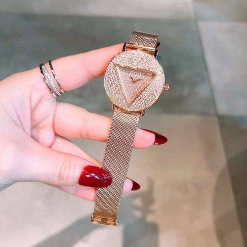 Girl's Guess Watches Fame