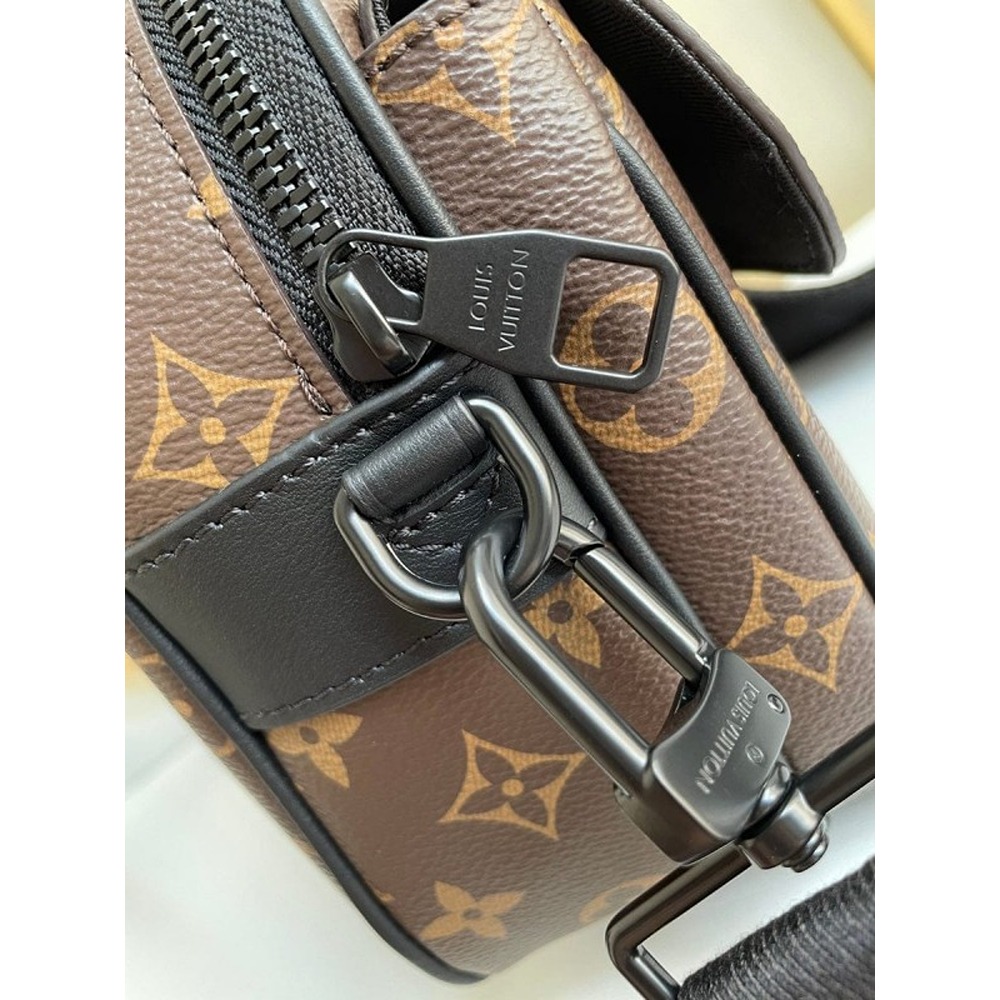 Lady’s Louis Vuitton Bag Sling Pochette Green Belt (LAK140) - KDB Deals
