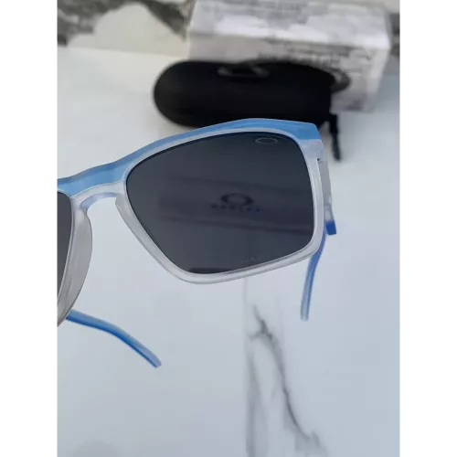 Oakley 83116 Whiteblue Sunglasses 1199 3