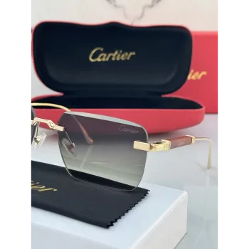 Cartier 3031 green shaded 1000 1
