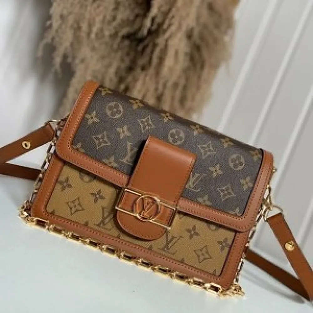 Discounted Louis Vuitton Bags | Madison Avenue Couture