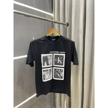 Calvin Klein Tshirt