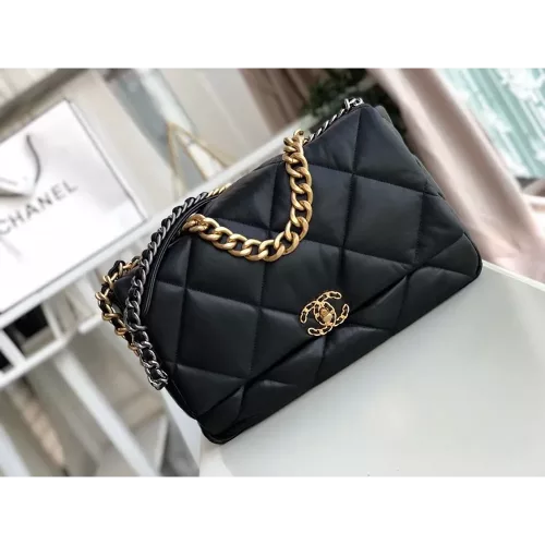 Chanel flap bag black 3