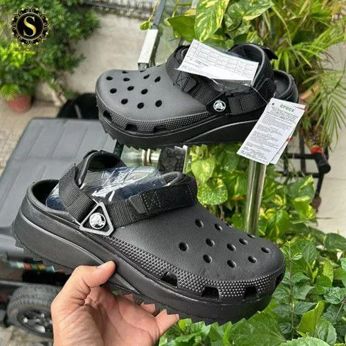 Crocs Hiker Clogs All Black