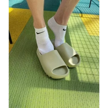 Adidas Yeezy Slides Resin Green