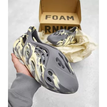 Adidas Yeezy Foam Runner Moon Grey