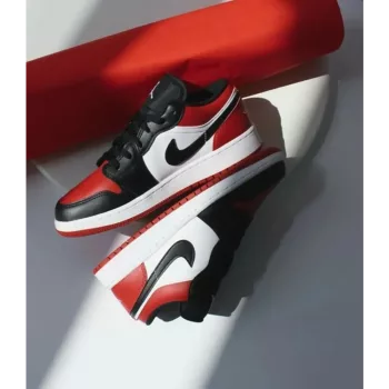Nike Air Jordan 1 Low Bred Toe
