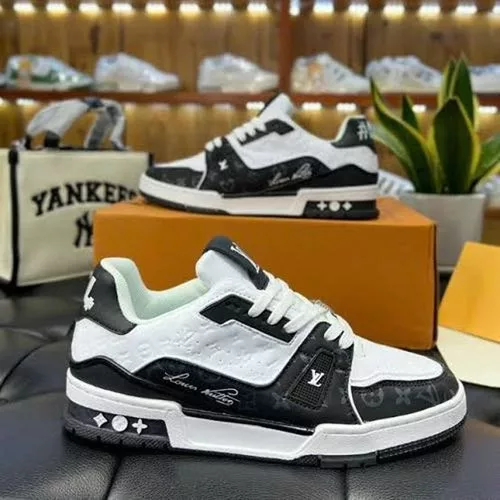 Louis Vuitton LV Trainer 54 Black and White