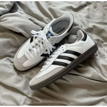 22 Adidas samba white to black 3000 2