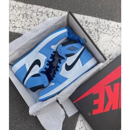 Nike Jordan Retro 1 University Blue Suede